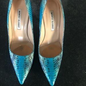 Manolo snake skin pump